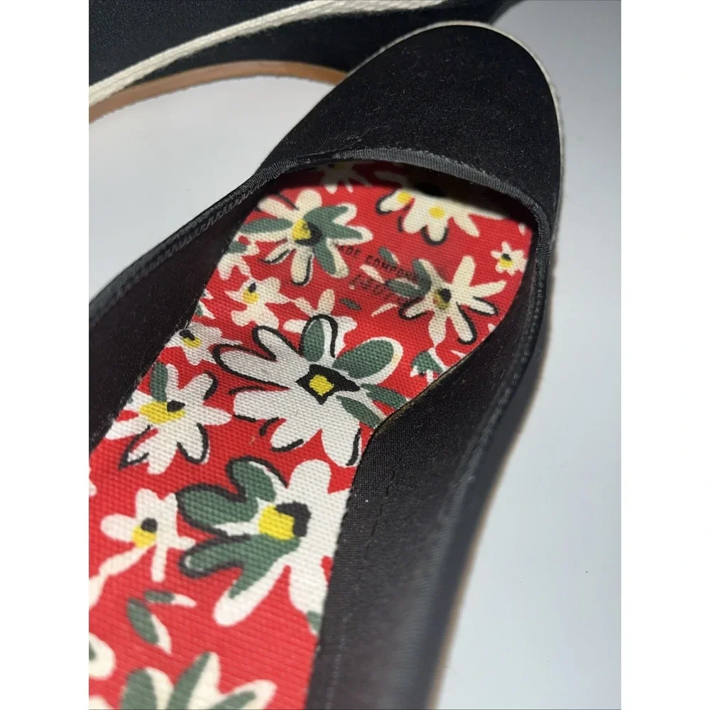 Vintage Outdorables Black W/ White Canvas Wedges Women's Size 7.5 Made In U.S.A.